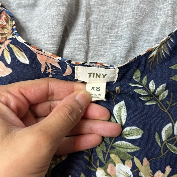 Anthropologie Tiny Floral Tank size XS - Picture 2 of 5